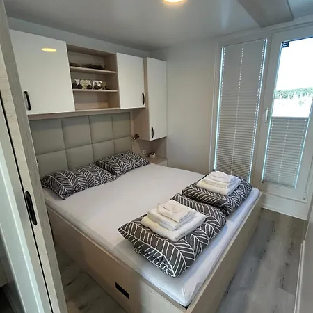 Lejlighed Black Pearl - Floating House *