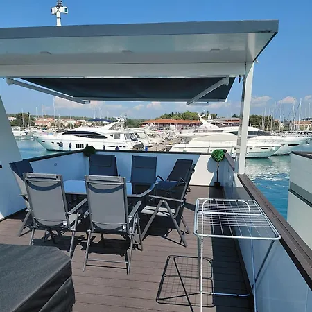 Black Pearl - Floating House Novigrad Istria